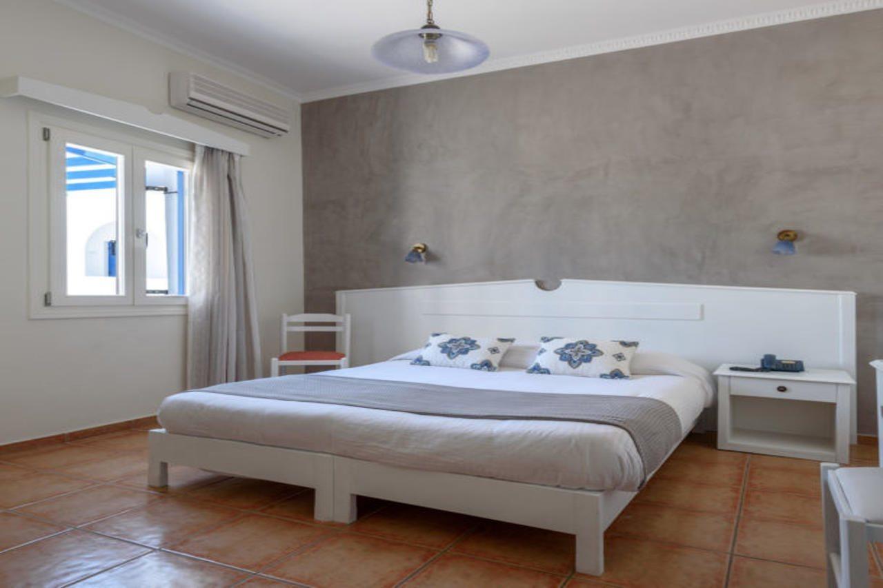 Anemomilos Aparthotel Oia