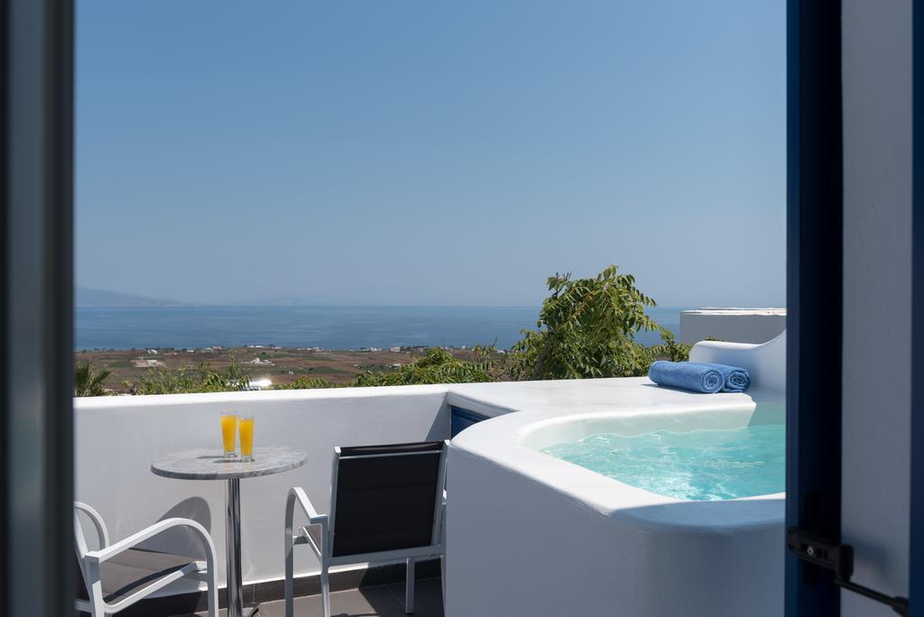 Anemomilos 2* Oia