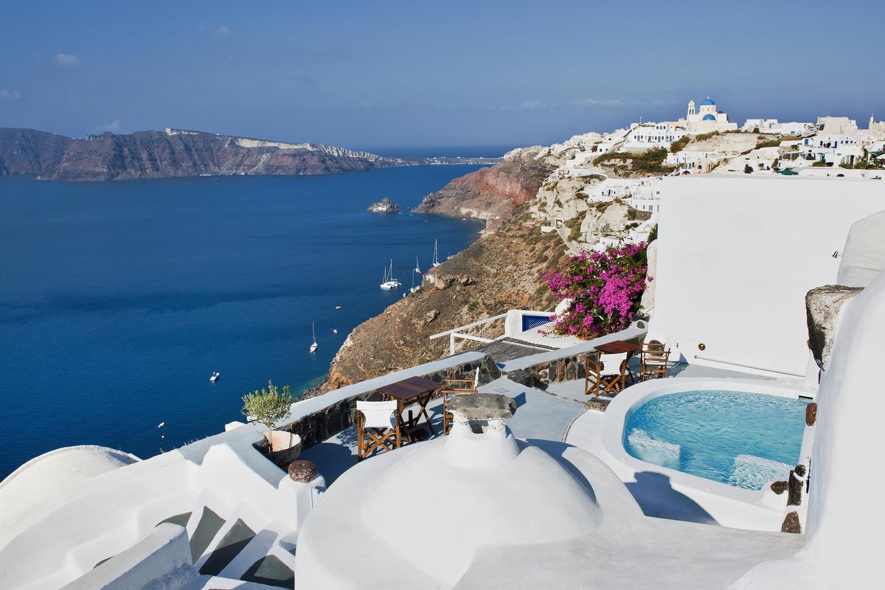 Anemomilos 2* Oia