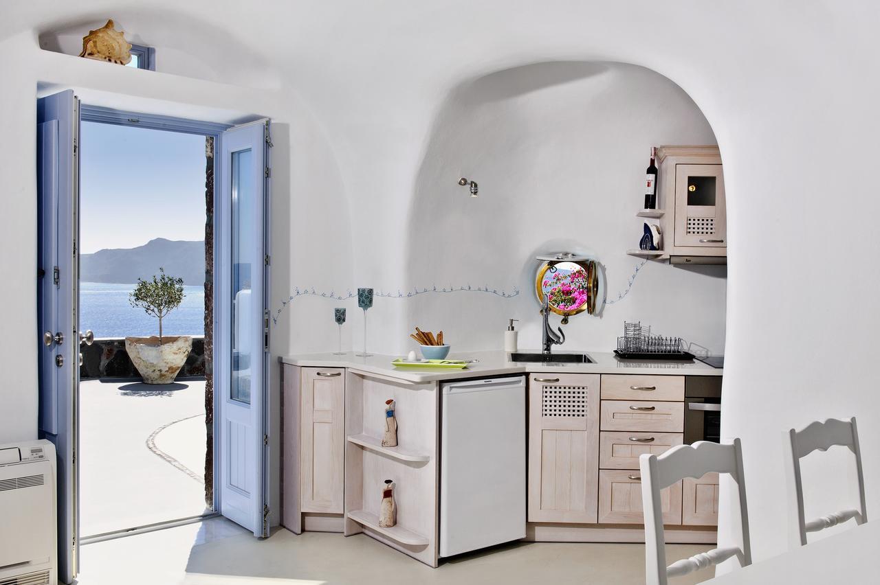Anemomilos Oia
